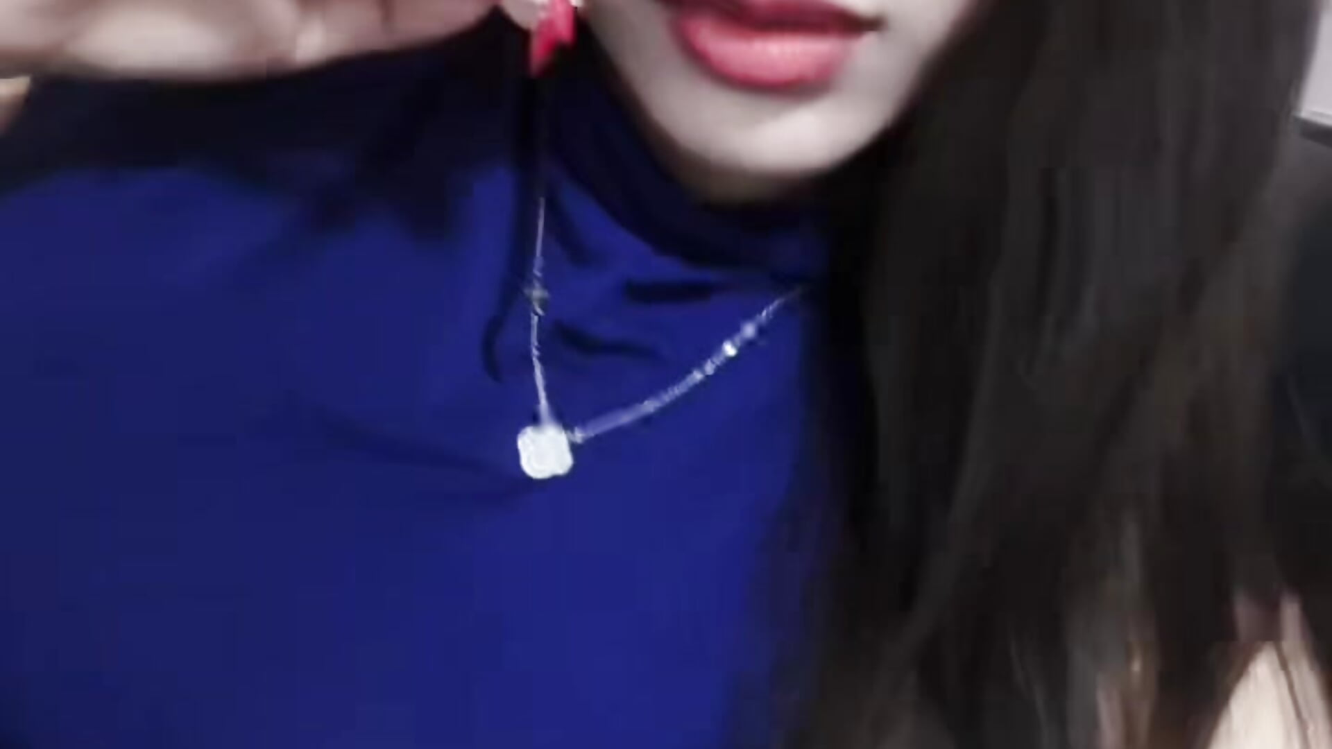 微信视频2025-11-16_000653_535 - video by XX125216 cam model