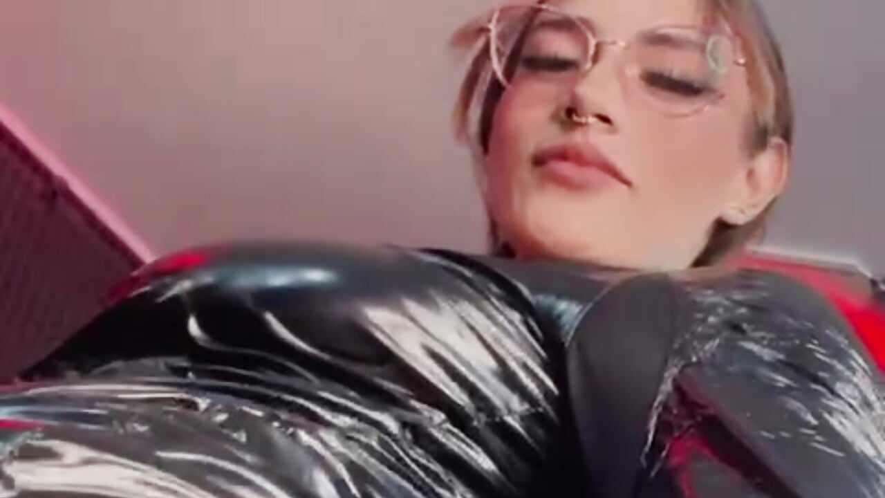CRAZY SEXY - vídeo de Lilith_Russoo modelo de câmara