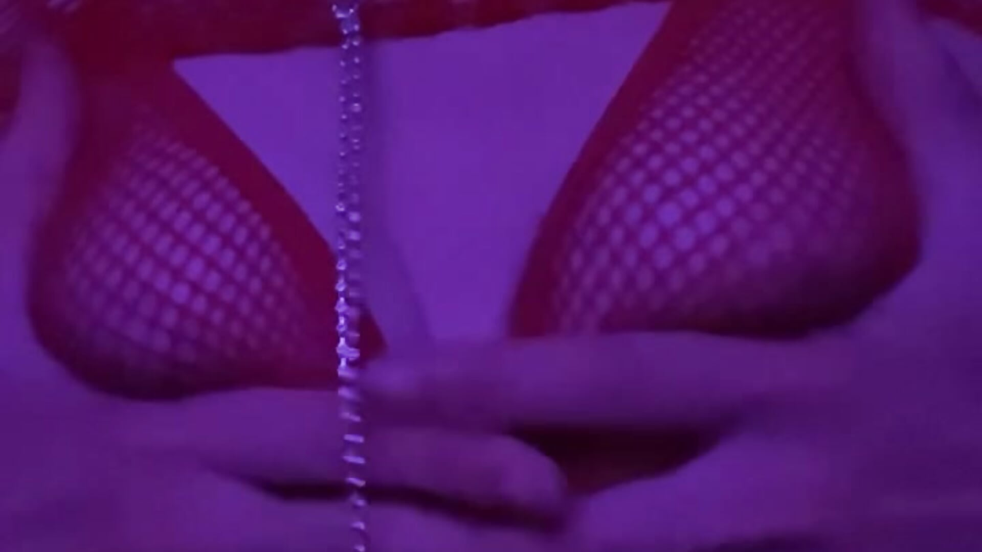 Tits - vidéo du modèle de showcams NoyaXO