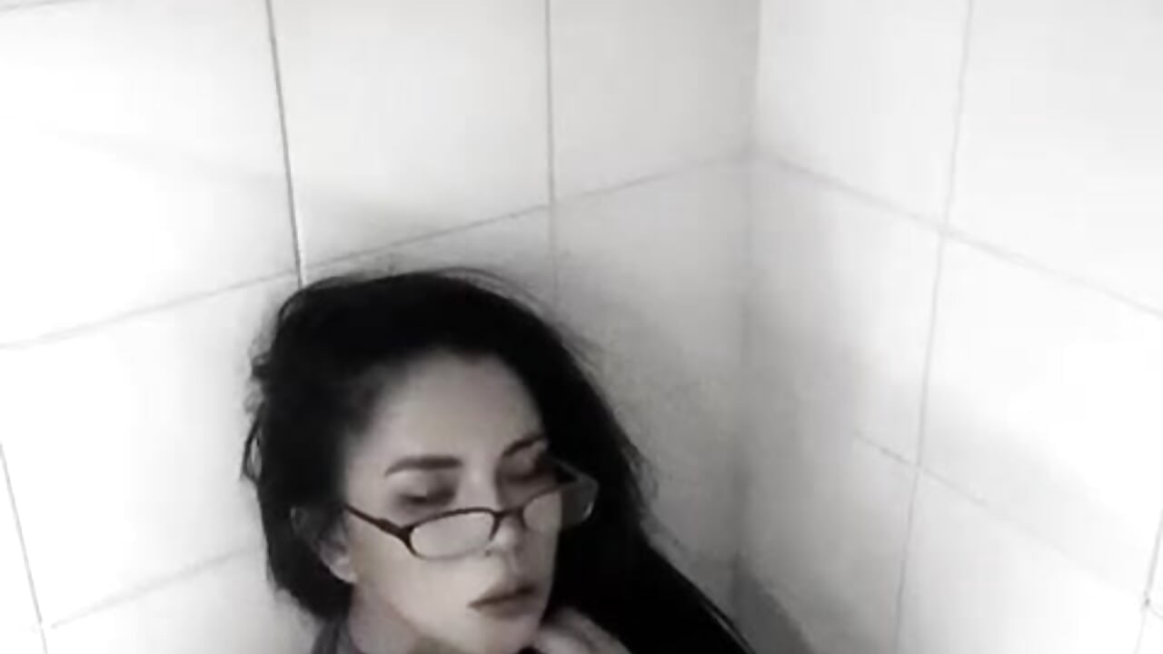 Quieres una ducha conmigo !!