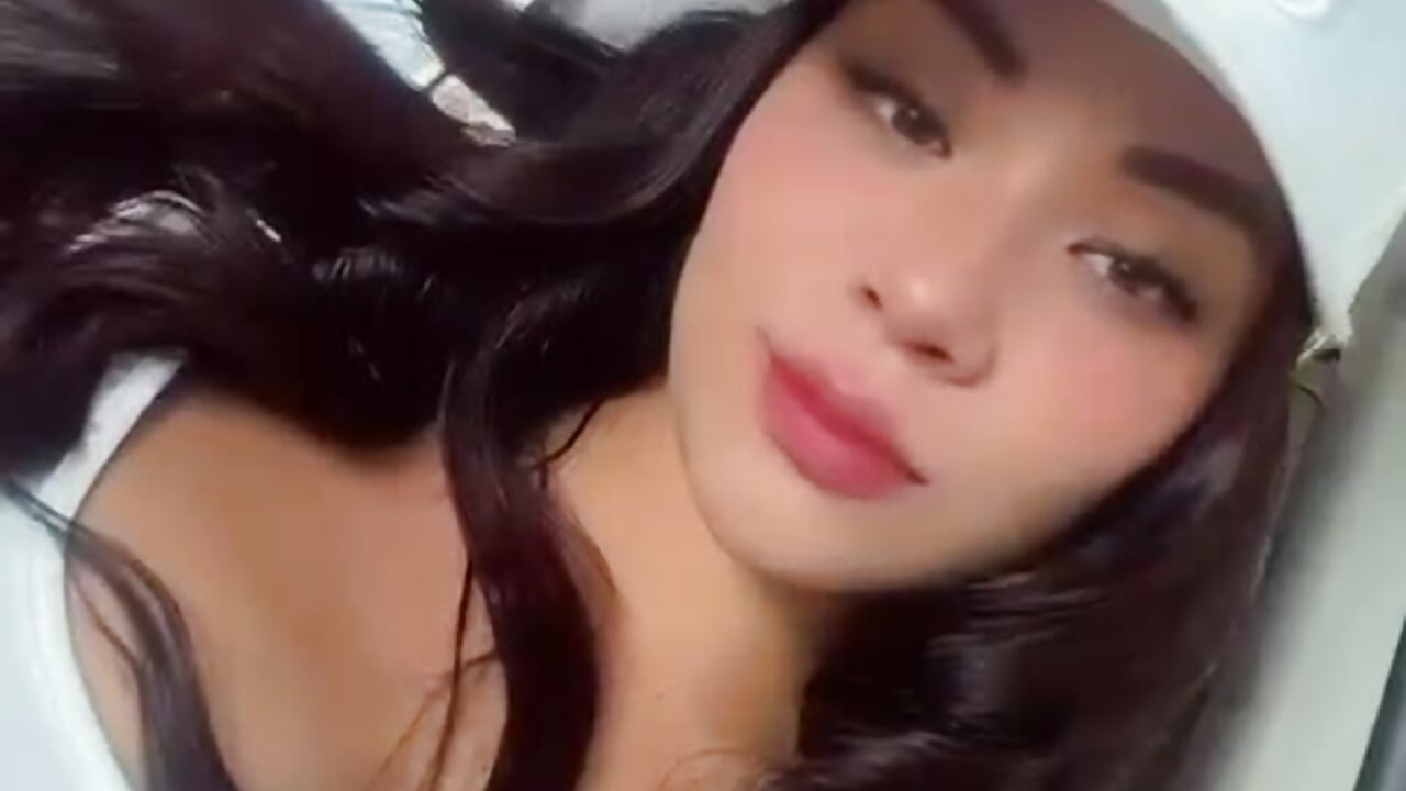 WhatsApp Video 2025-11-15 at 5,42,28 PM - video by greeetaa cam model