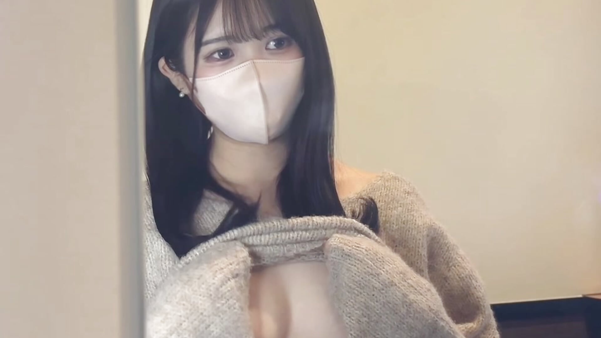かがみ越しでおっぱいもみもみ🫣🪞