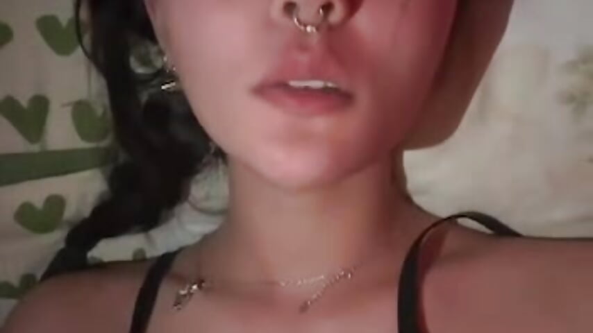 1111 - video by CucDierolf cam model