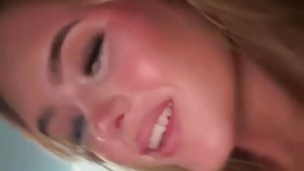 hey x - video oleh Blonde_Bunny kamera model