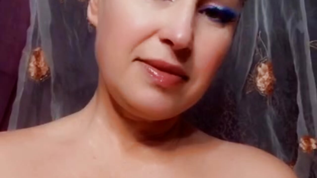 IMG_3692 - video by Kissingyouu cam model