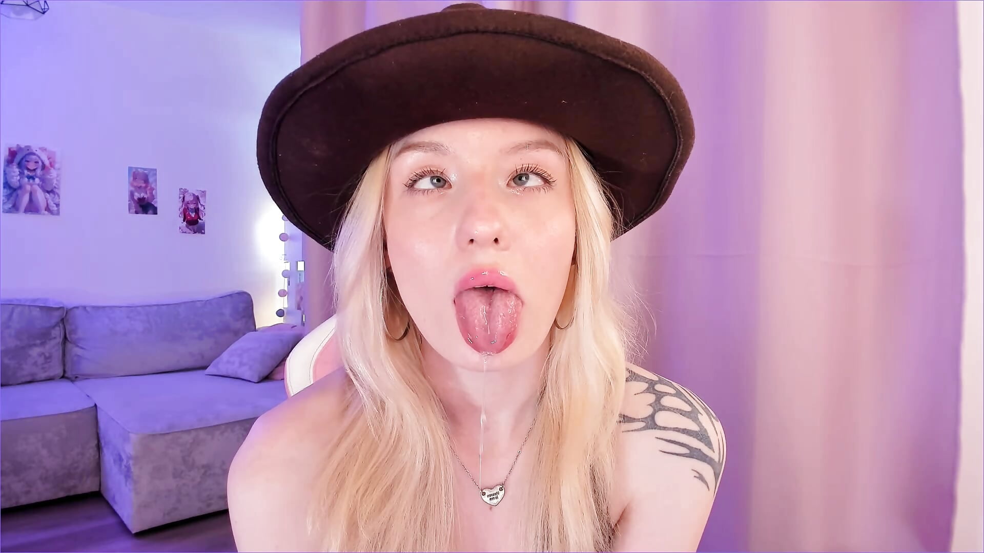 Cowgirl Sloppy Tease