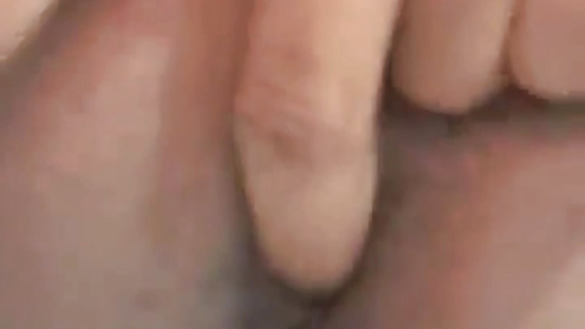 1000123985 - video by Horny_fun_vers cam model