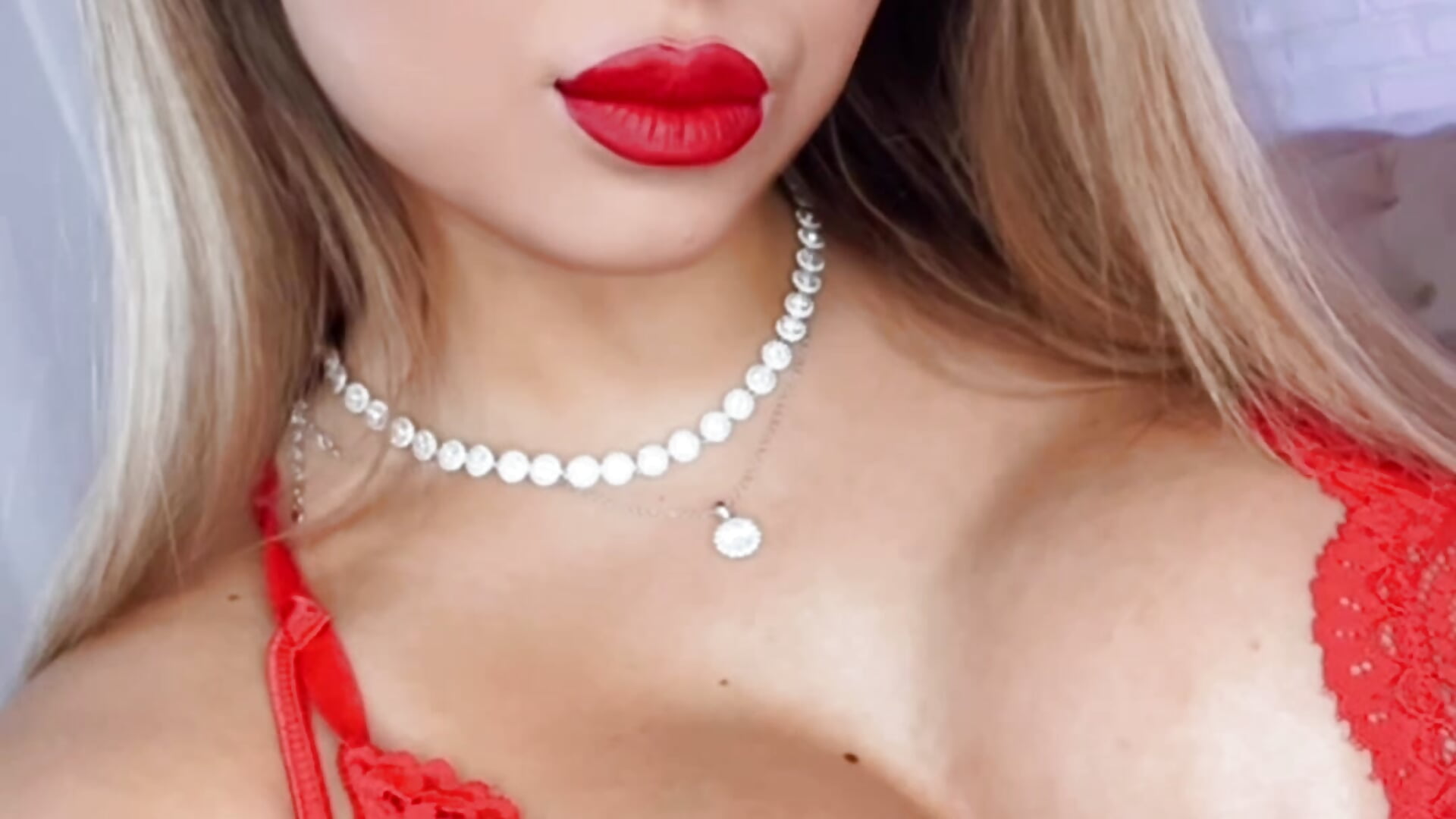 e95433c3d34c43ccb08087bfe257df57 - xCaprice 캠 모델의 동영상