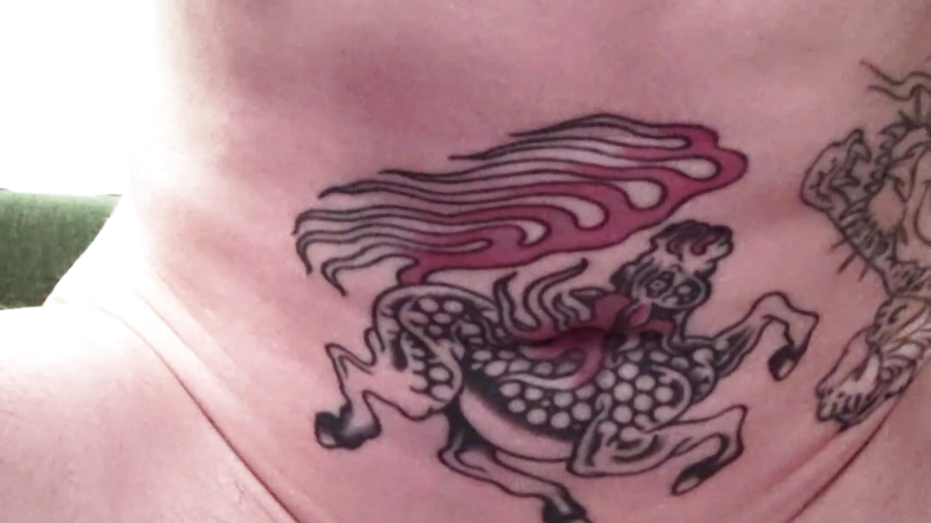 Huge clit / tdick throbbing orgasm on vibrator - video by dragonlock cam model