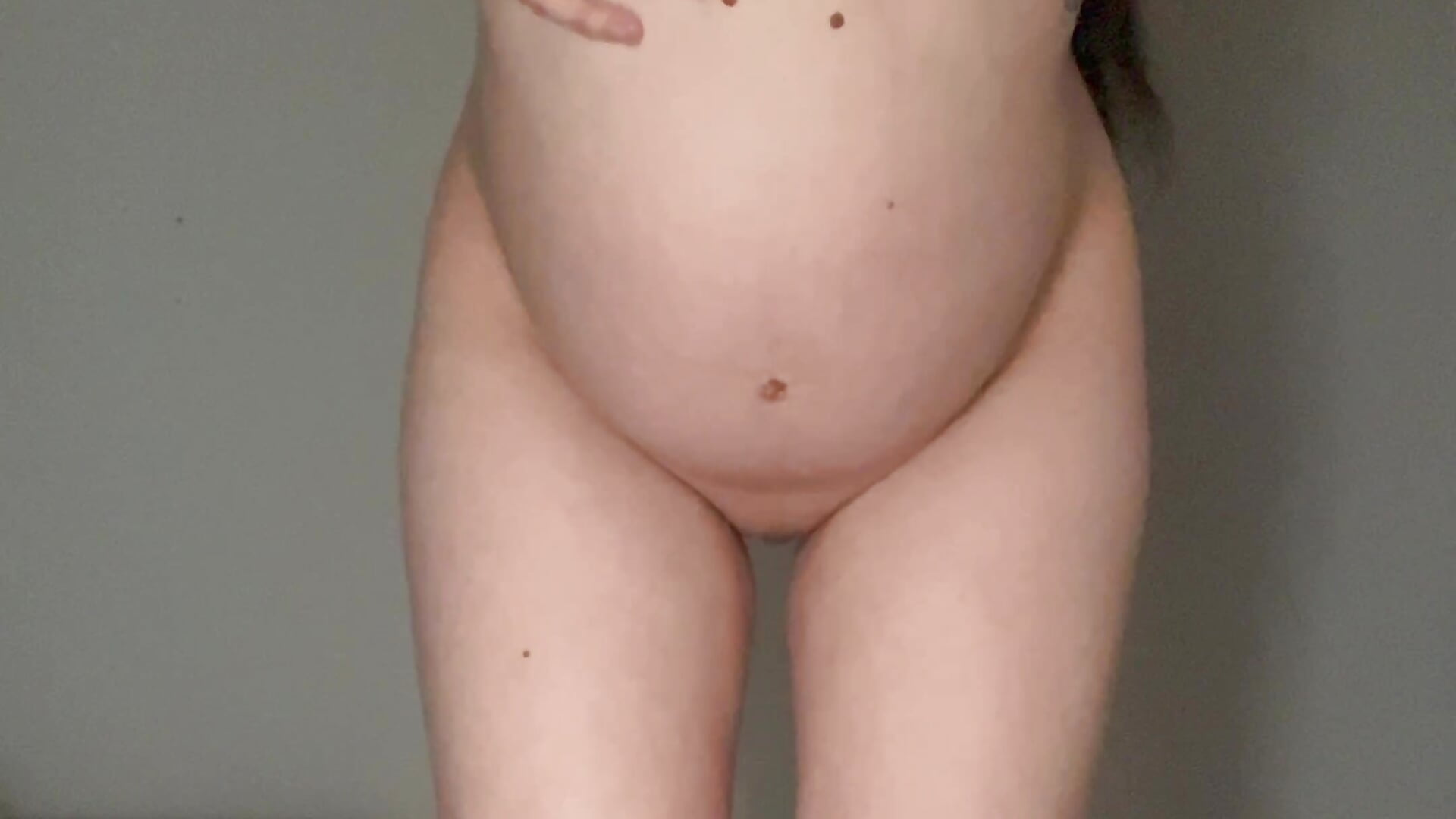 Body+Dildo in Ass🫣💦 - video by bettyButterfly cam model