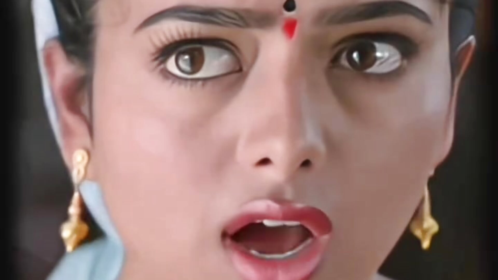 1000481029 - video by MirchiMass cam model