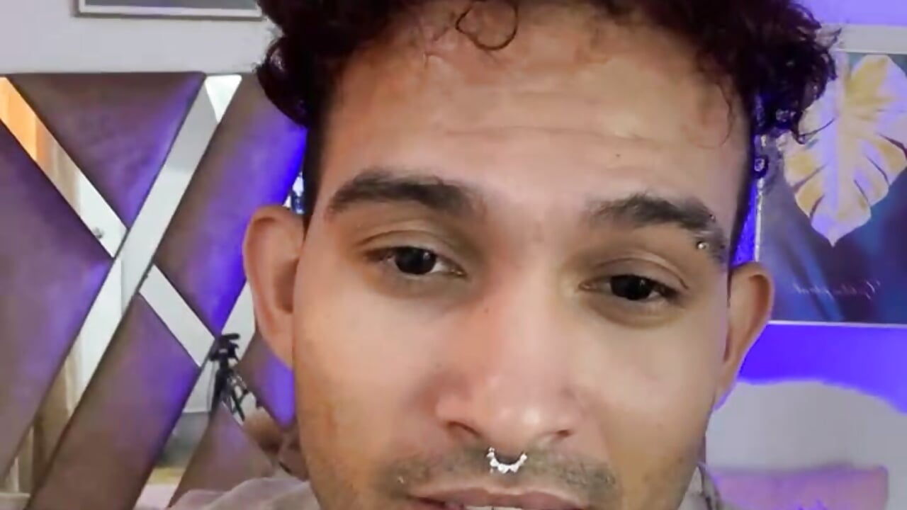 MY PIERCING - video di __Miguel7w7 modella di cam