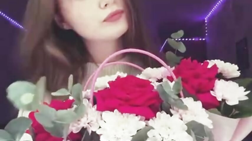 Flowers 🌼 - video by Eliravelvet cam model