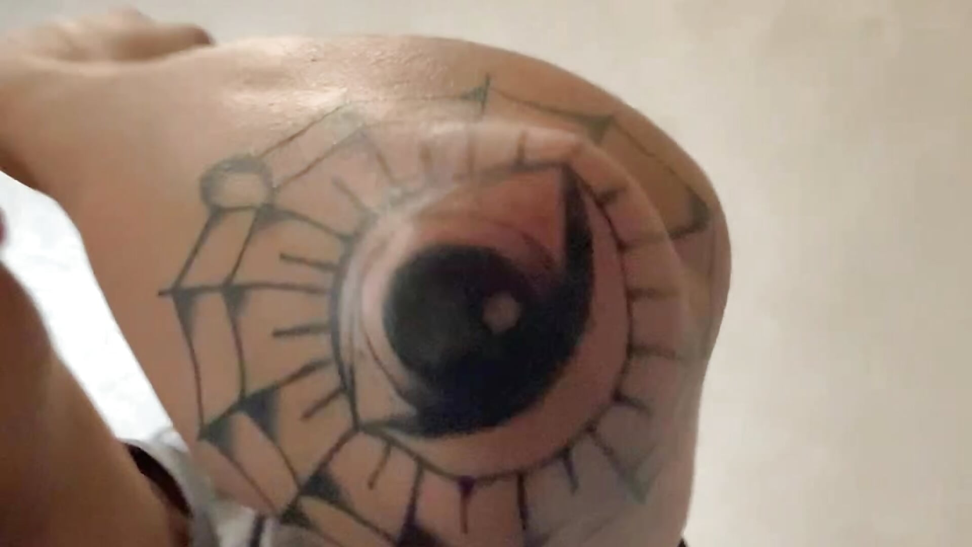 IMG_0539 - vidéo du modèle de showcams mishatop178