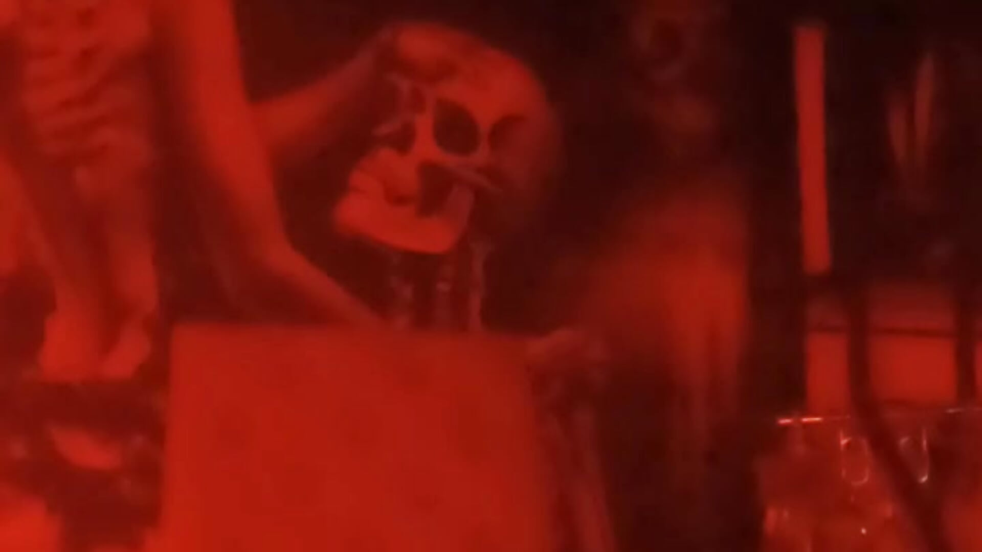 beat ur meat - วิดีโอโดย VenezuelaLuxeNoir โมเดลแคม