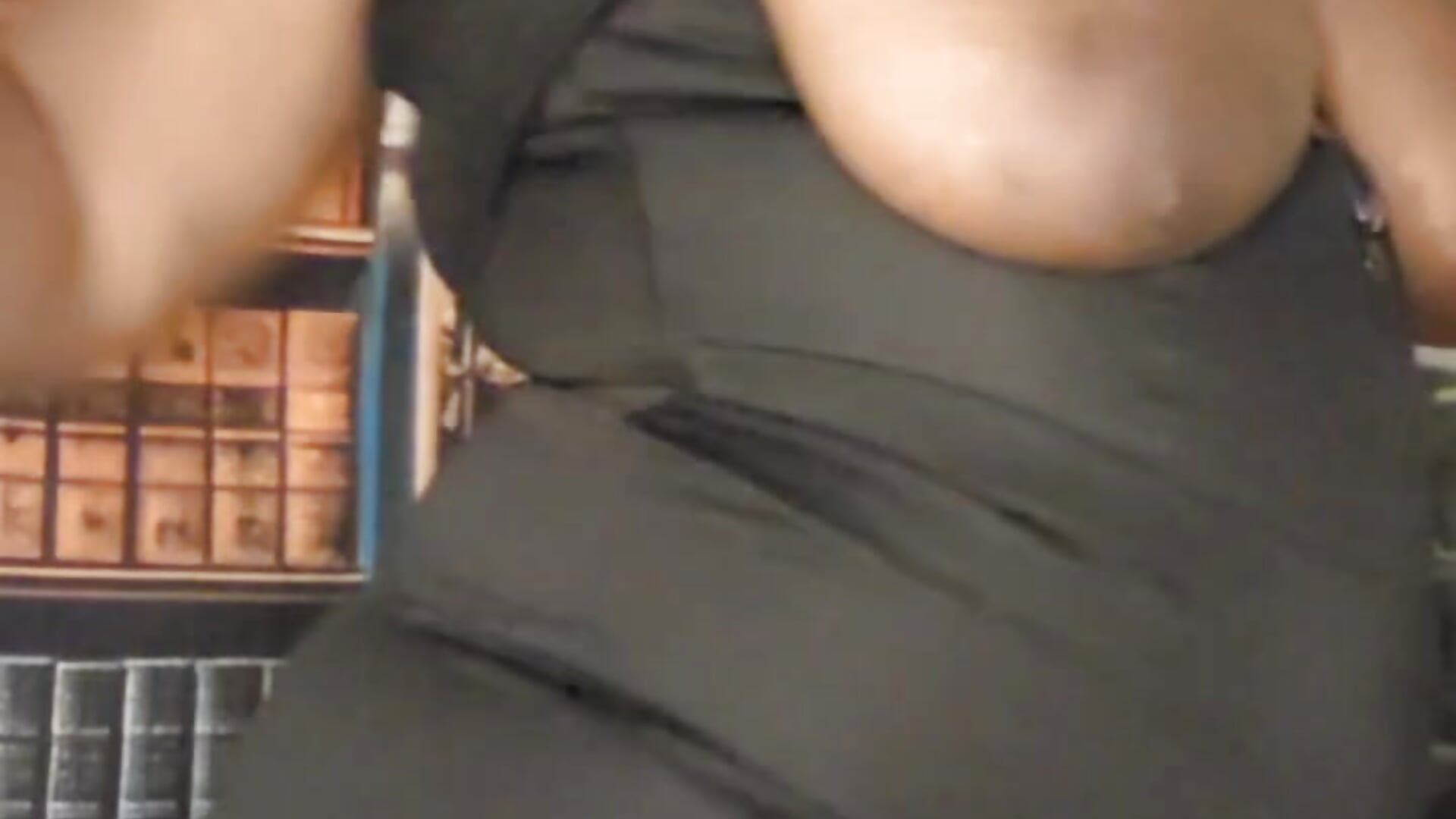 8227 – video od webkamerové modelky VenezuelaLuxeNoir