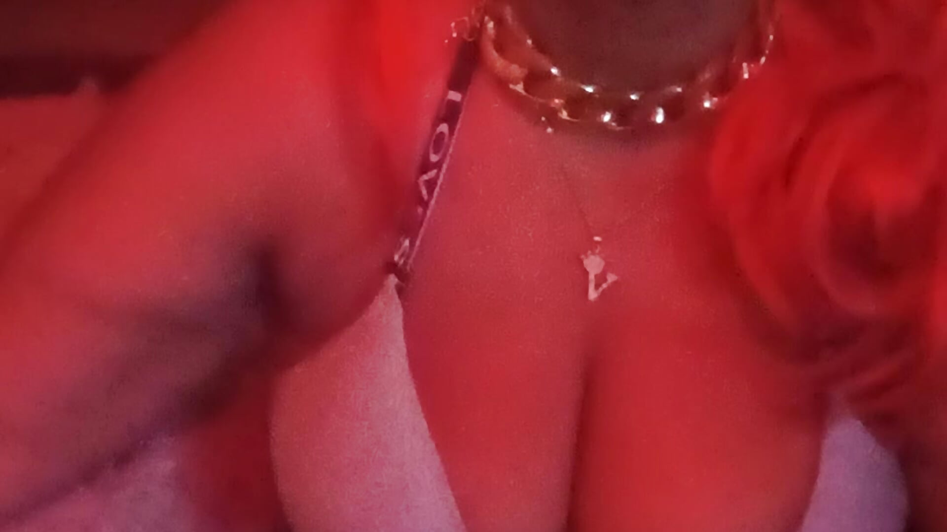 In your face FINE - vídeo de la modelo de cam VenezuelaLuxeNoir