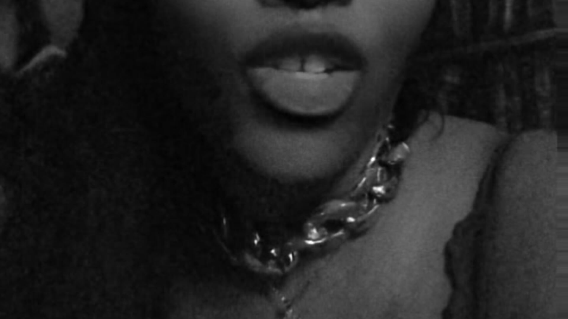 wat u thinking－カメラキャストのVenezuelaLuxeNoirの動画