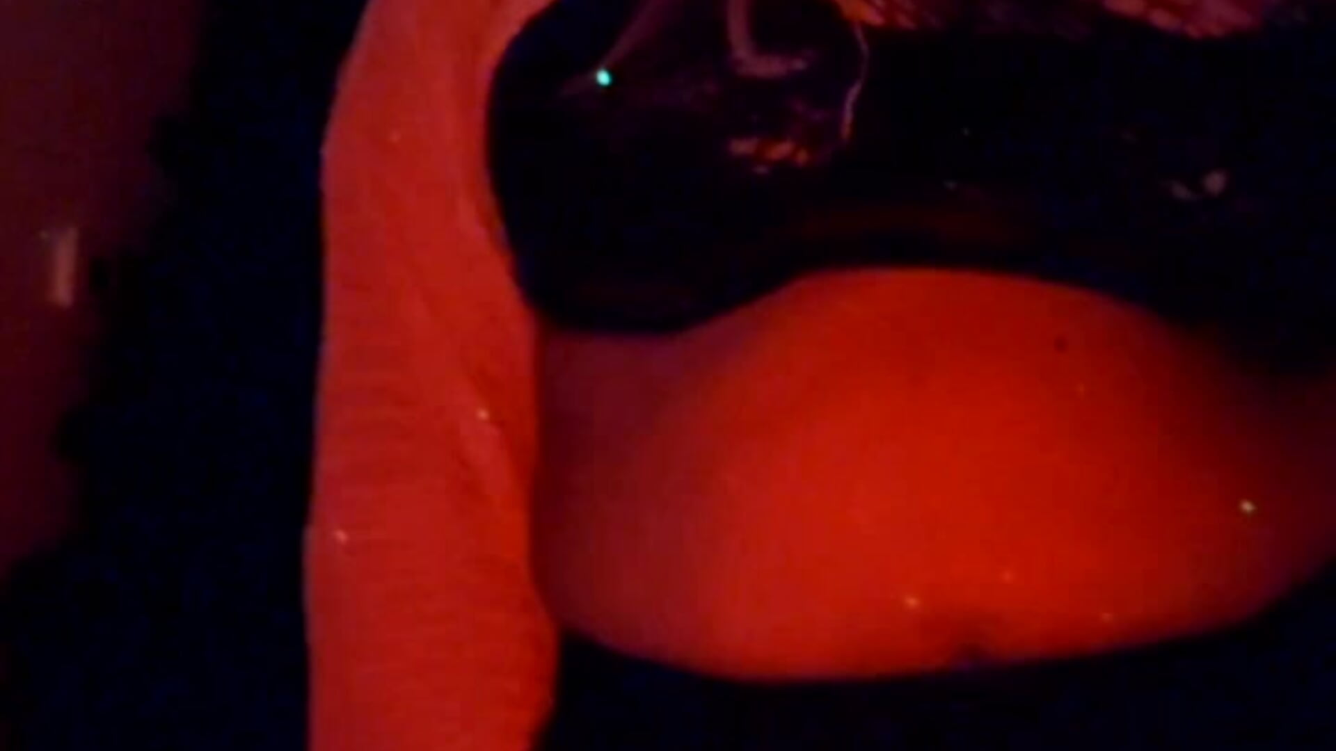 Mmm.. babe - video by VenezuelaLuxeNoir cam model