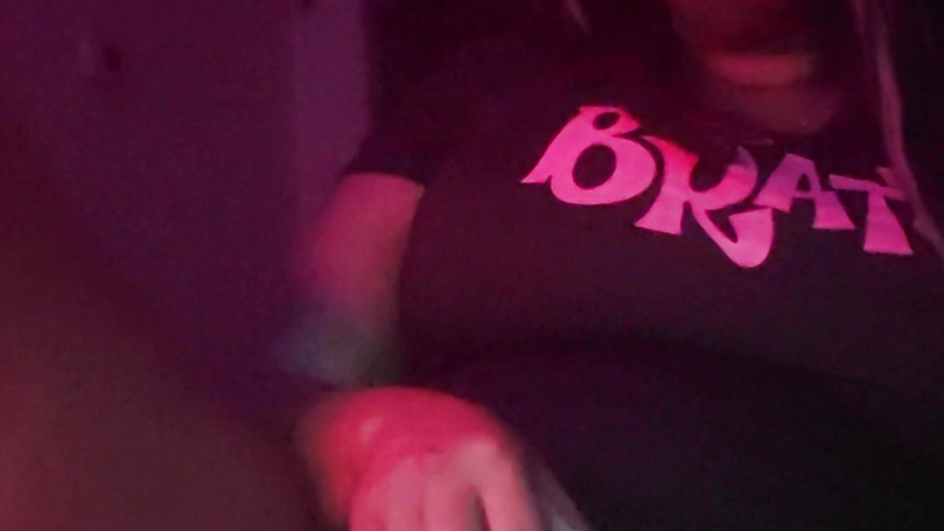 Tease 4u - video by VenezuelaLuxeNoir cam model