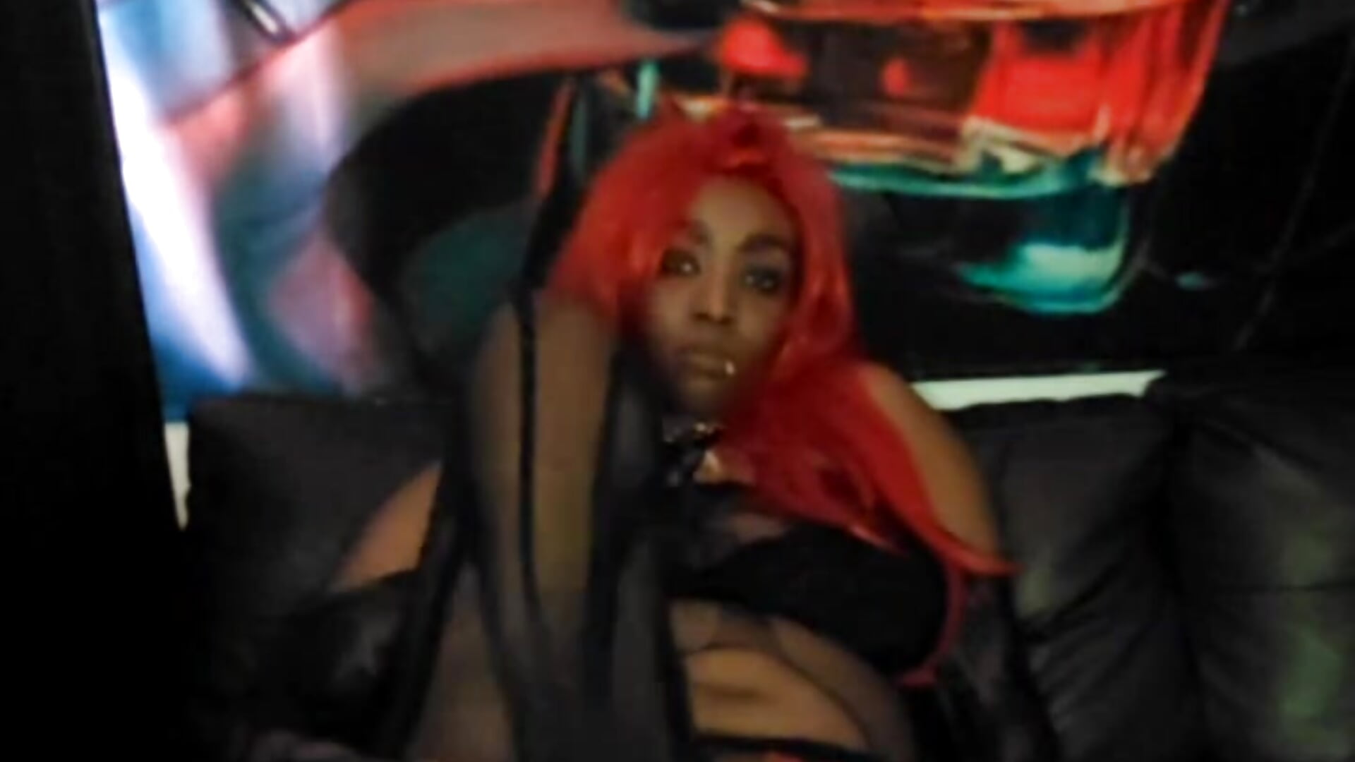 8008legs for ways - video di VenezuelaLuxeNoir modella di cam