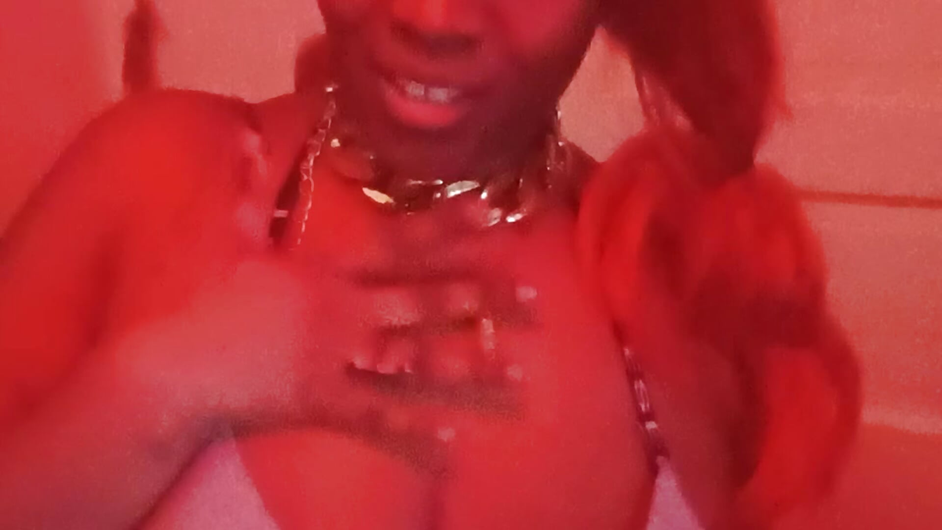 Shorty 4u - vídeo de la modelo de cam VenezuelaLuxeNoir