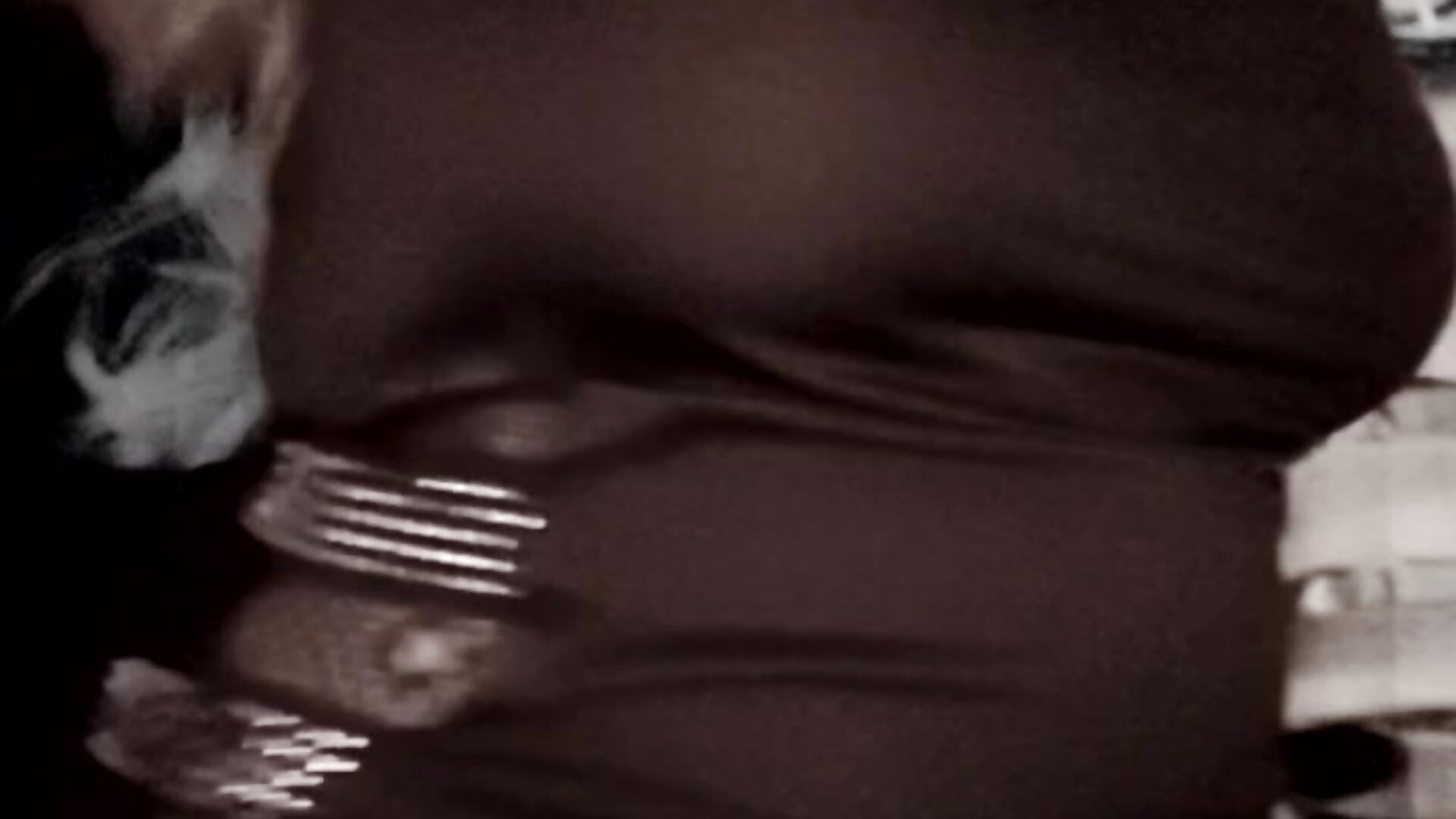 ready to play with u - video di VenezuelaLuxeNoir modella di cam