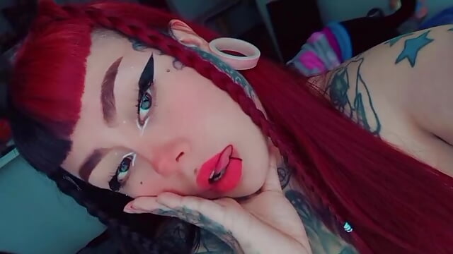 IM RAVEN - video by Raven__moon cam model