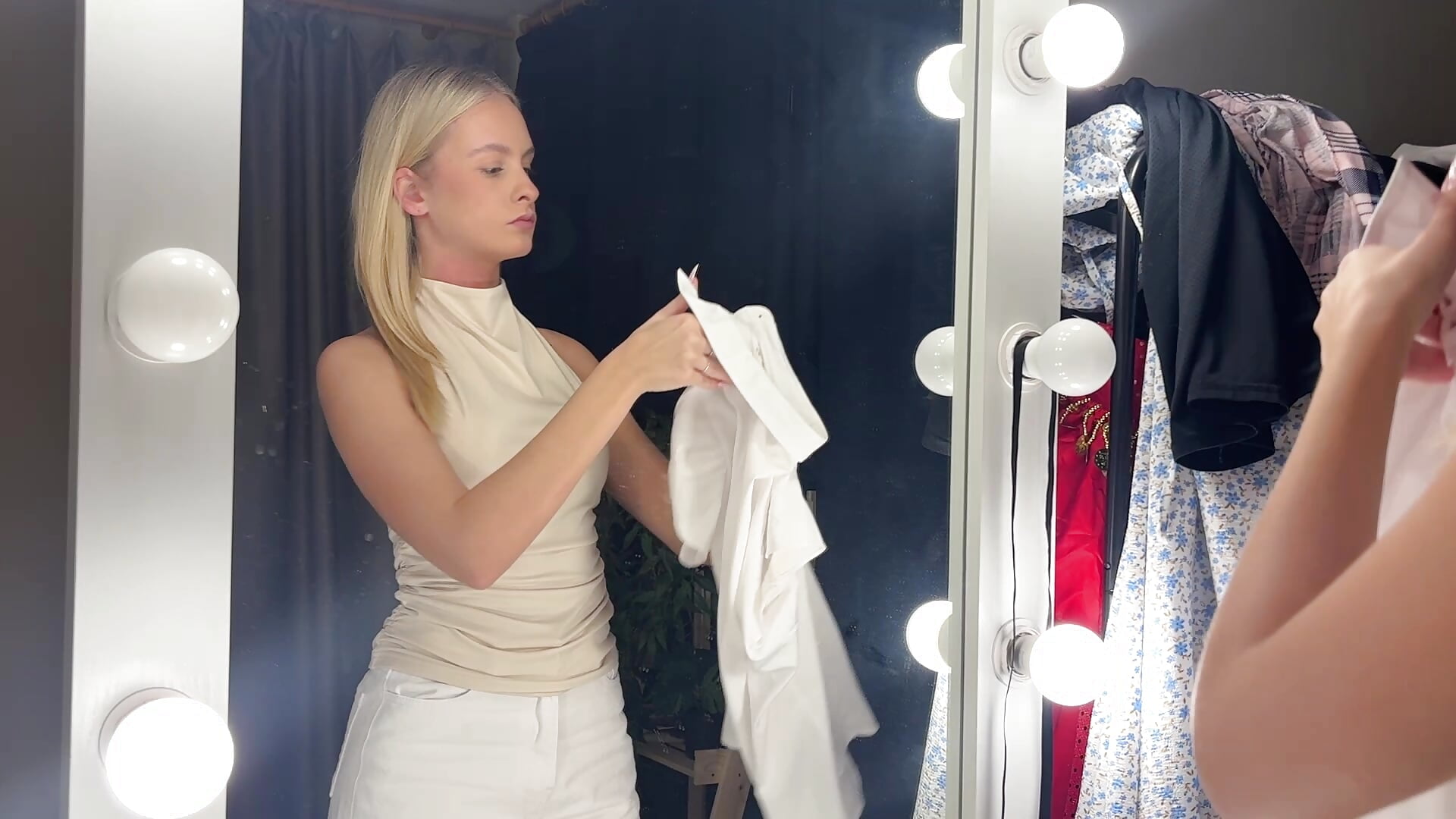 3 - video by TheresaBreth cam model