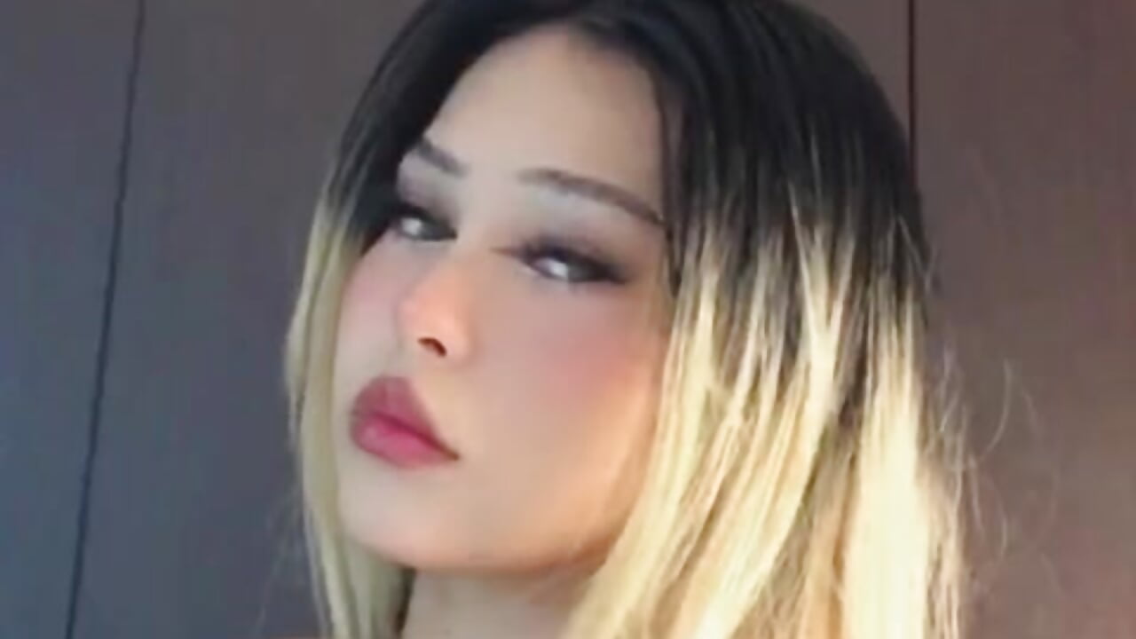 WhatsApp Video 2025-11-17 at 3,22,16 PM - video by isabelladols cam model