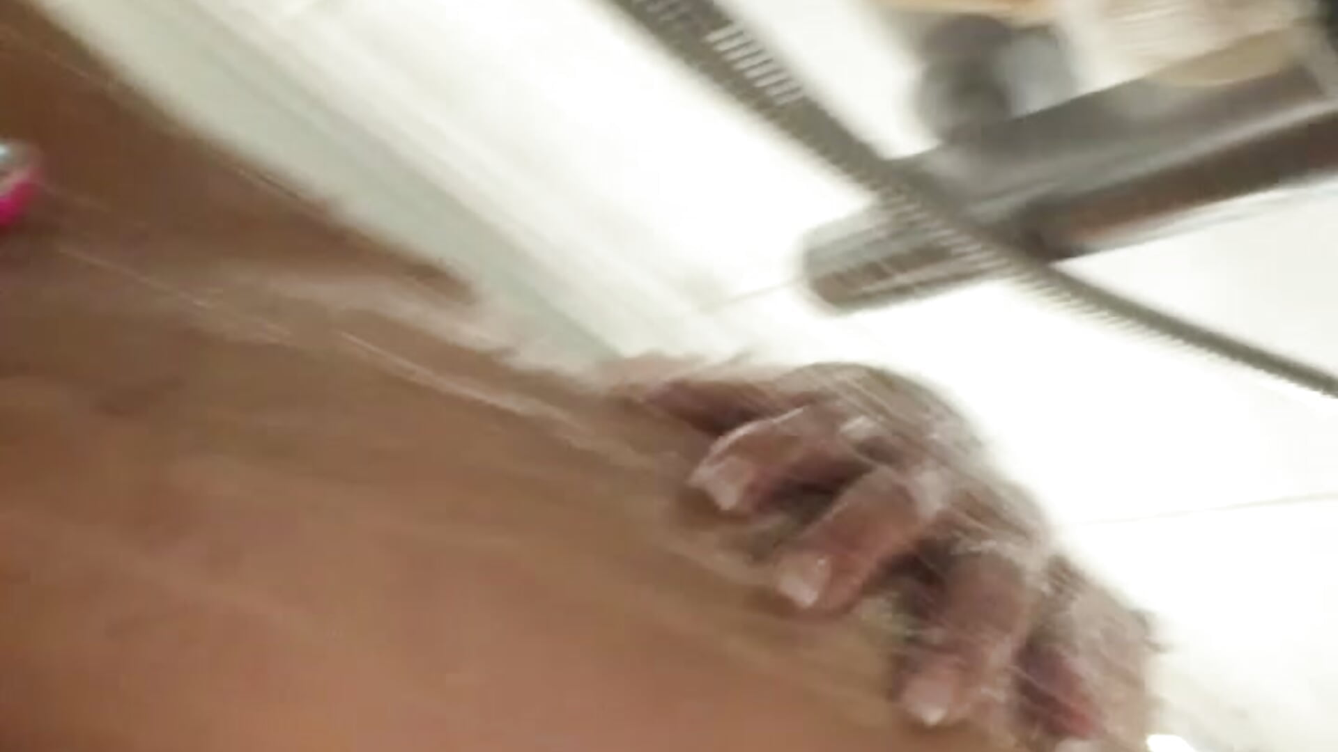 Showering my pussy 😈💦 - فيديو من Badcrystal موديل الكام