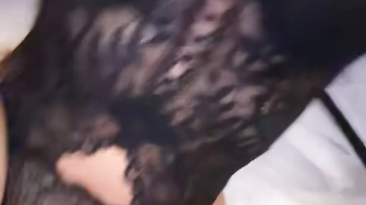 0520CB1A-03DB-4D75-99F3-2E383F98297E - video by Badcrystal cam model