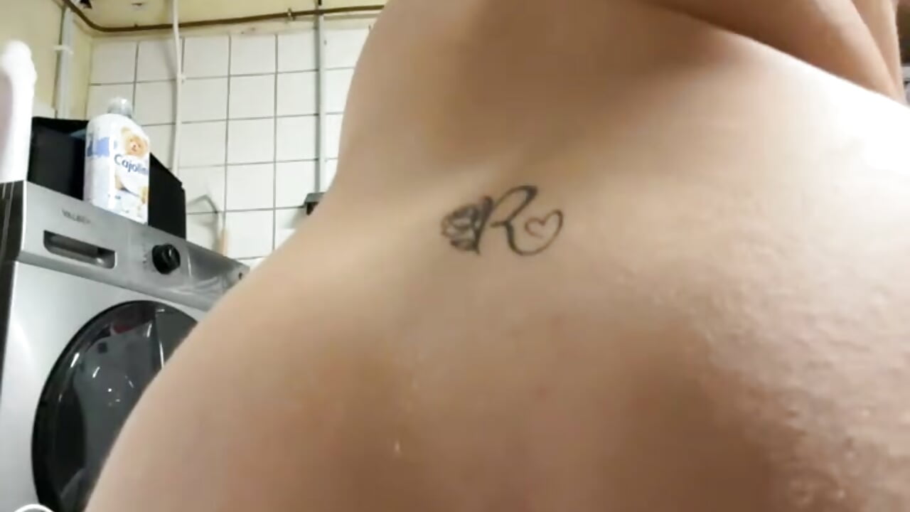 Show privé ou je montre mon petit cul🍑👅