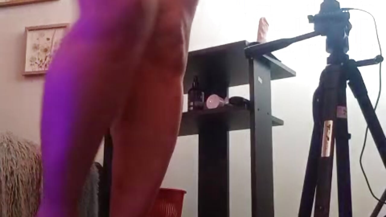 I am your queen. you are ready for me. - video by missstres_scarleth cam model