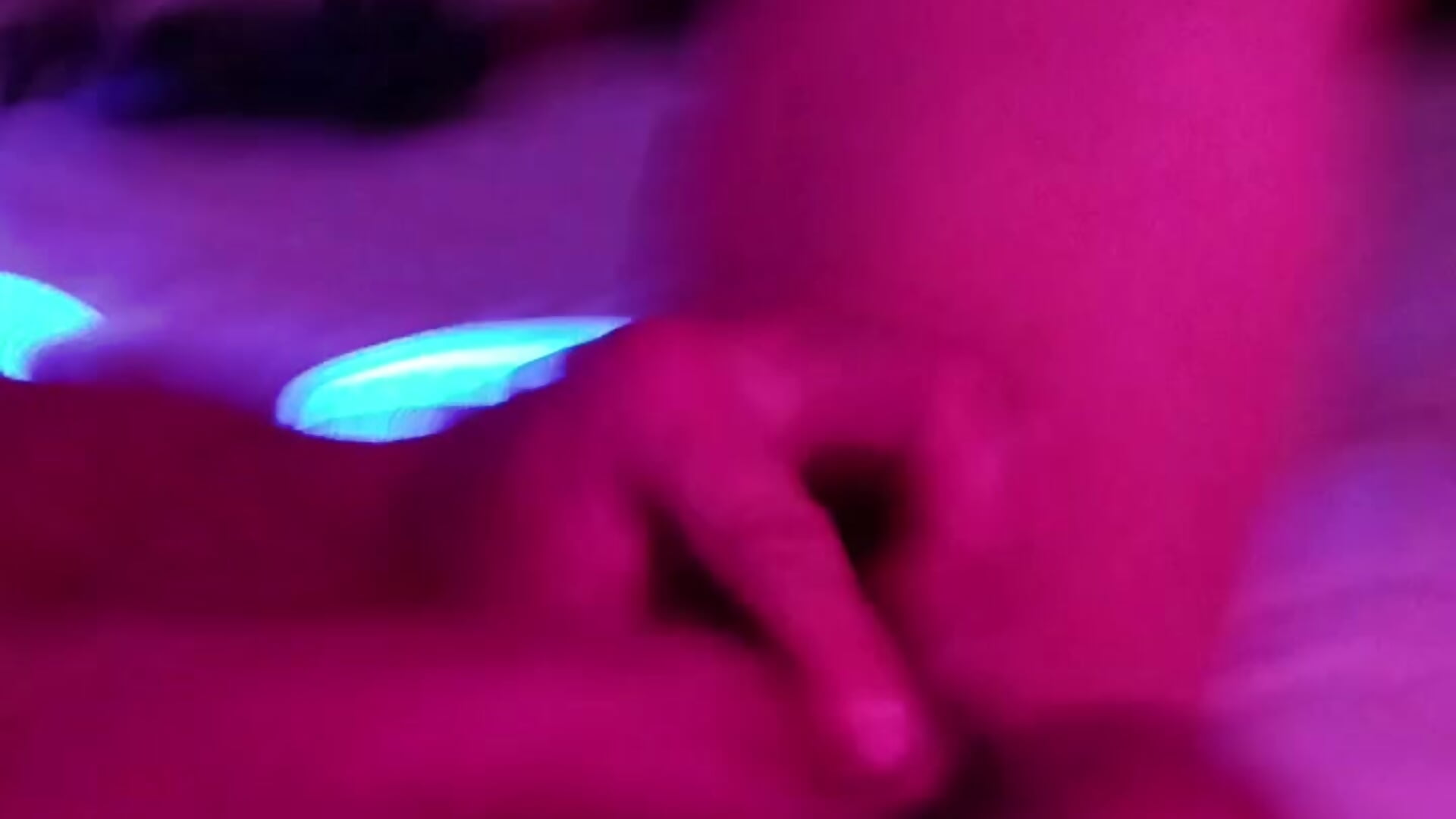 Si tuvieras que regalarselo a alguien, ¿A quien sería? ?💦🍆 - video van JorgeDaLeche1 cam-model