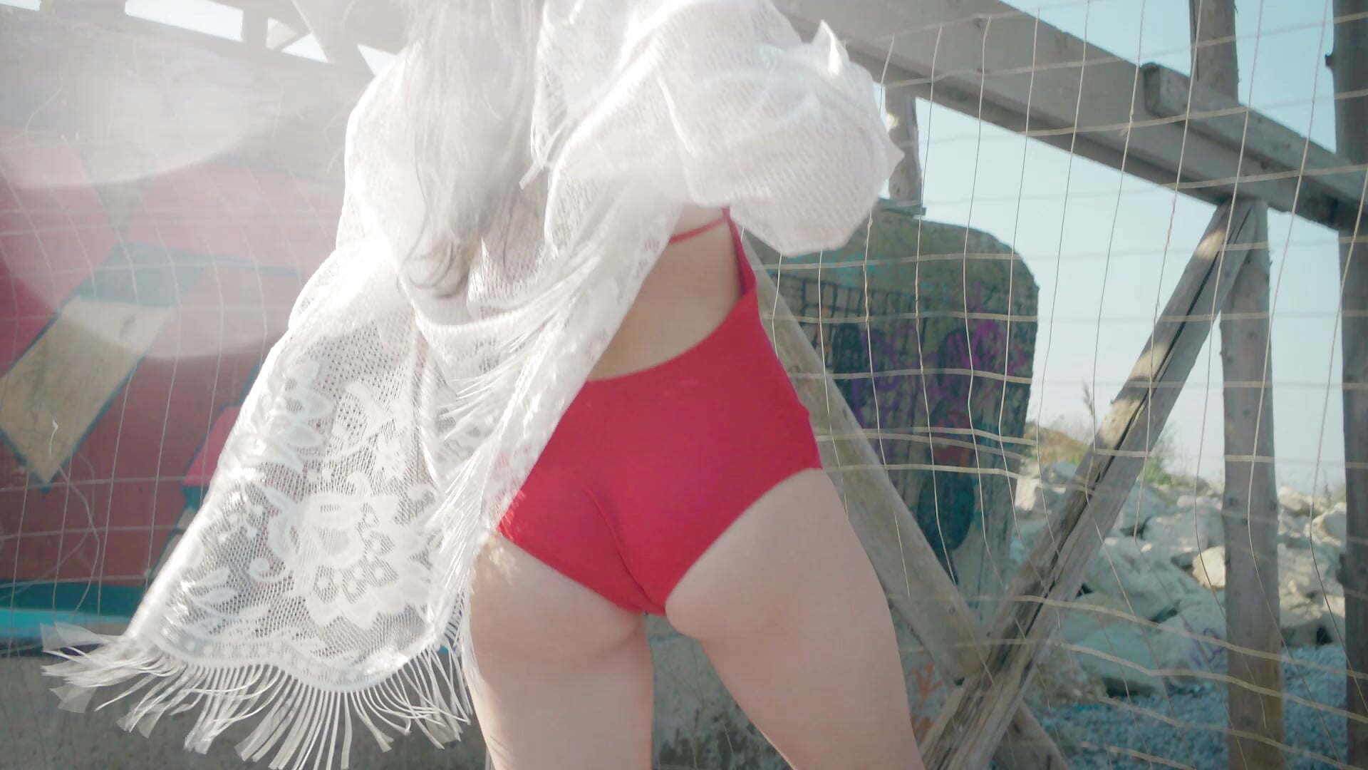 beach temptations - video by AnnaHarperX cam model