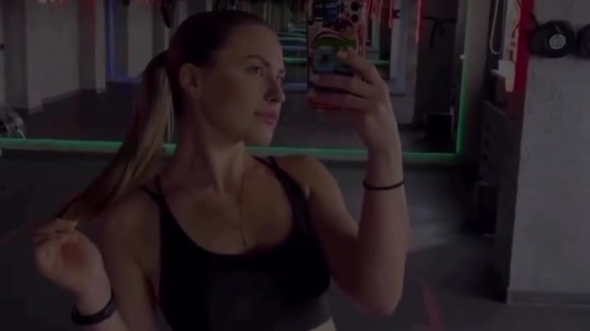 im in gym - video by NoctisVeil cam model