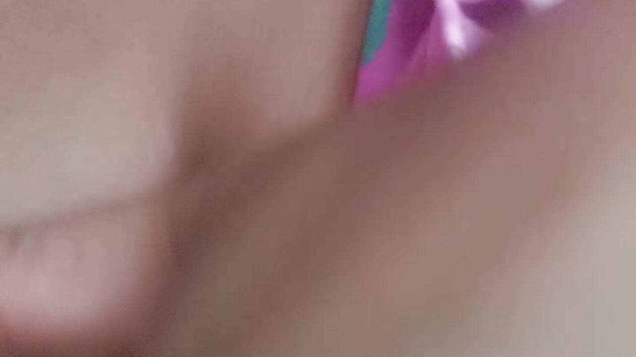 profile-intro-video-1781408829 – video od webkamerové modelky LaReineCleo