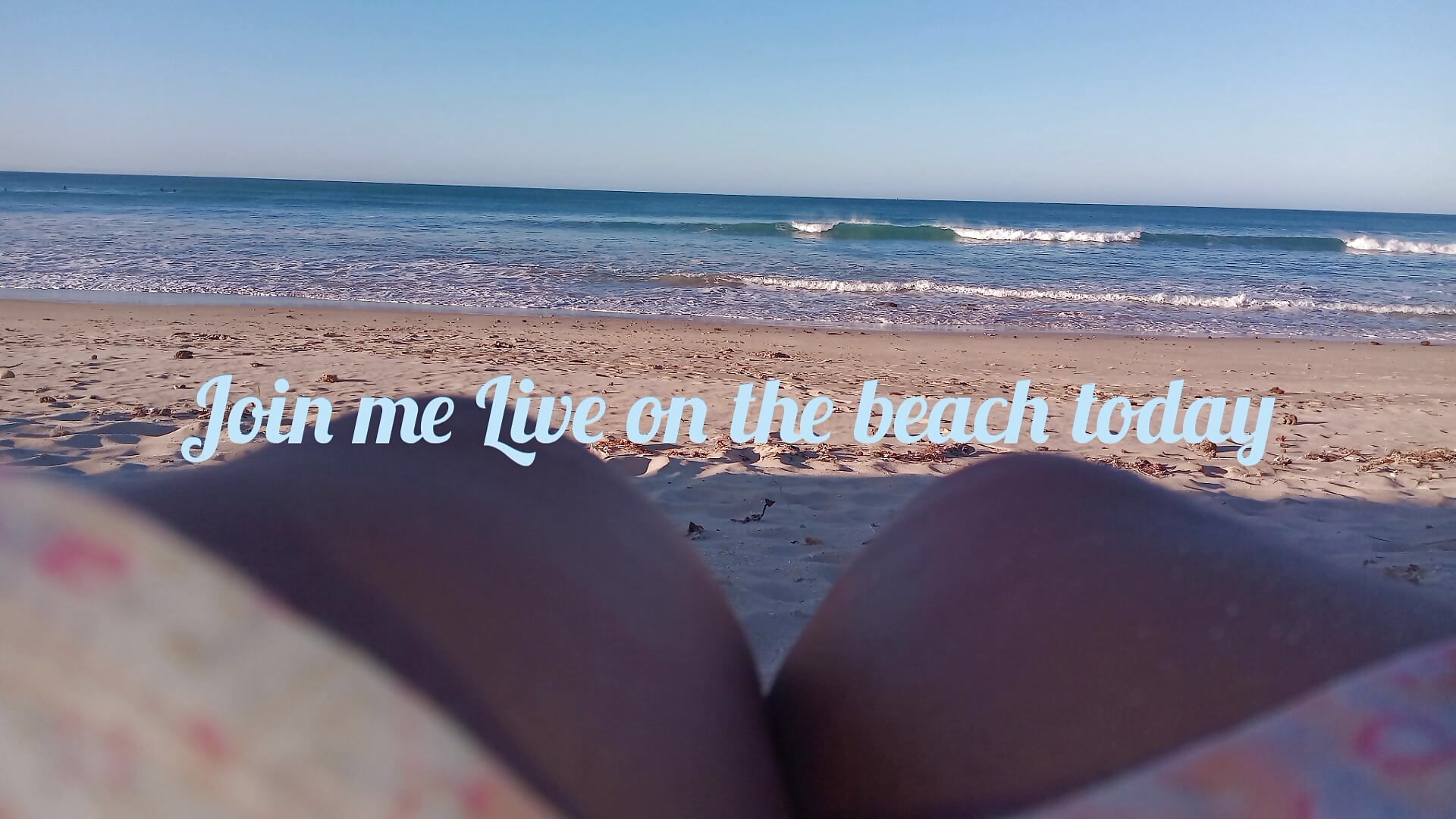 Let's get naughty on the beach today 😈🥵 – video od webkamerové modelky LaReineCleo