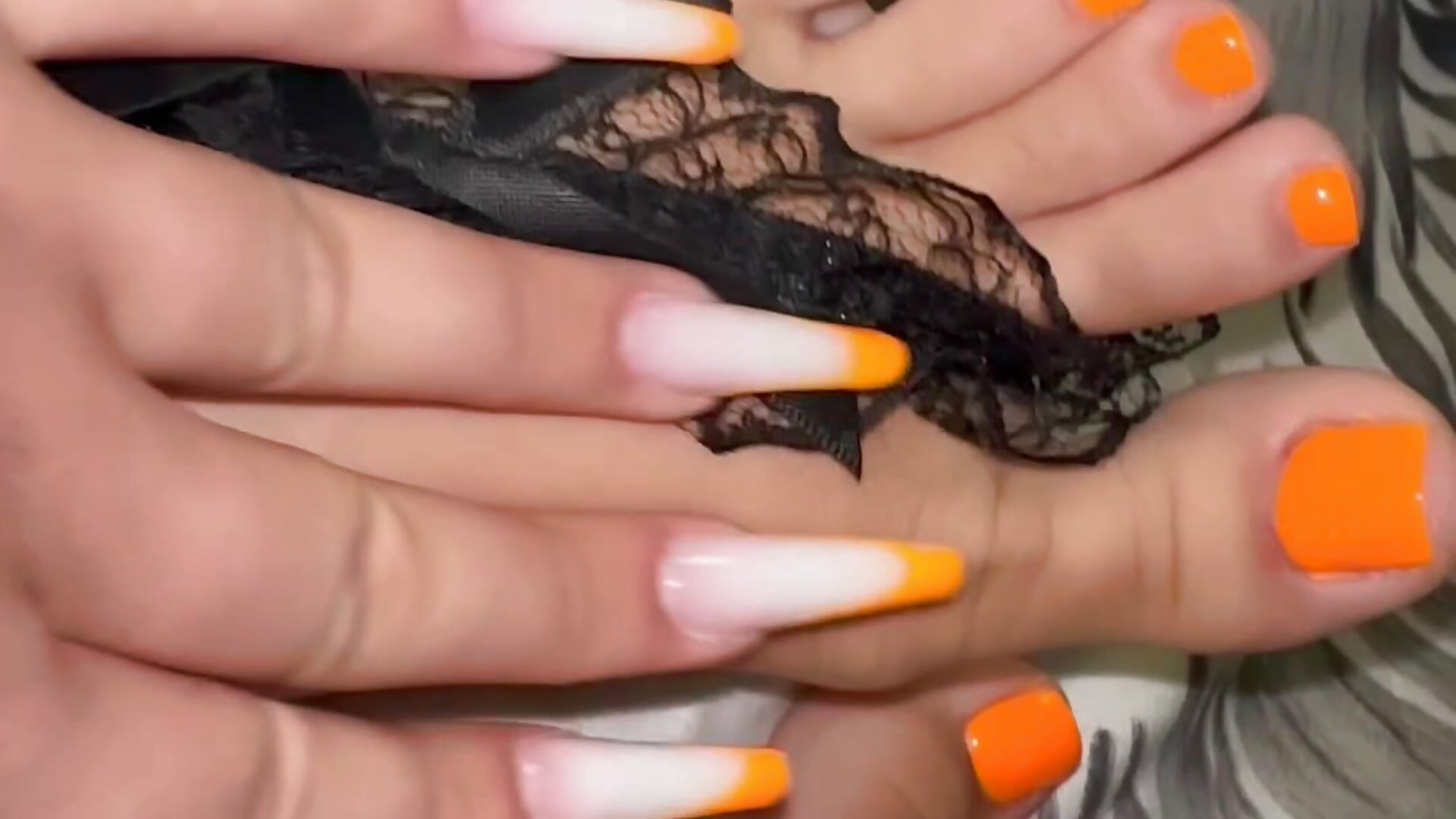 Feet🧡 - Kylie_One 캠 모델의 동영상