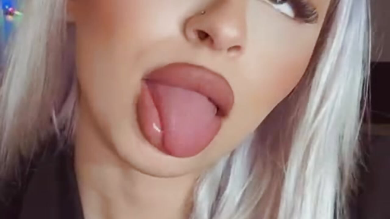 👅 - vídeo de Kylie_One modelo de câmara