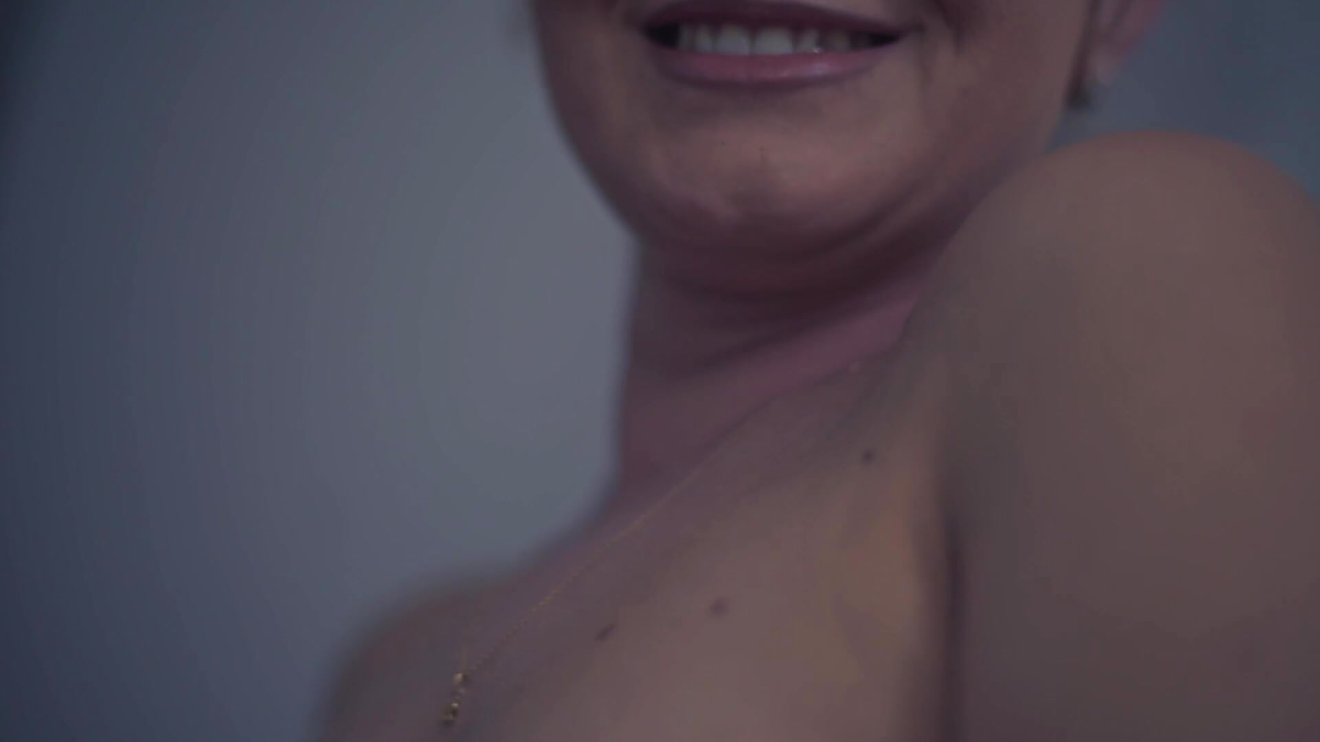 innocently Bold - video by AlissaDrake_ cam model