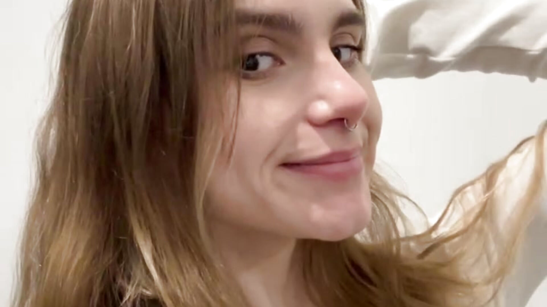 charming radiance - video by RozanneJordan cam model