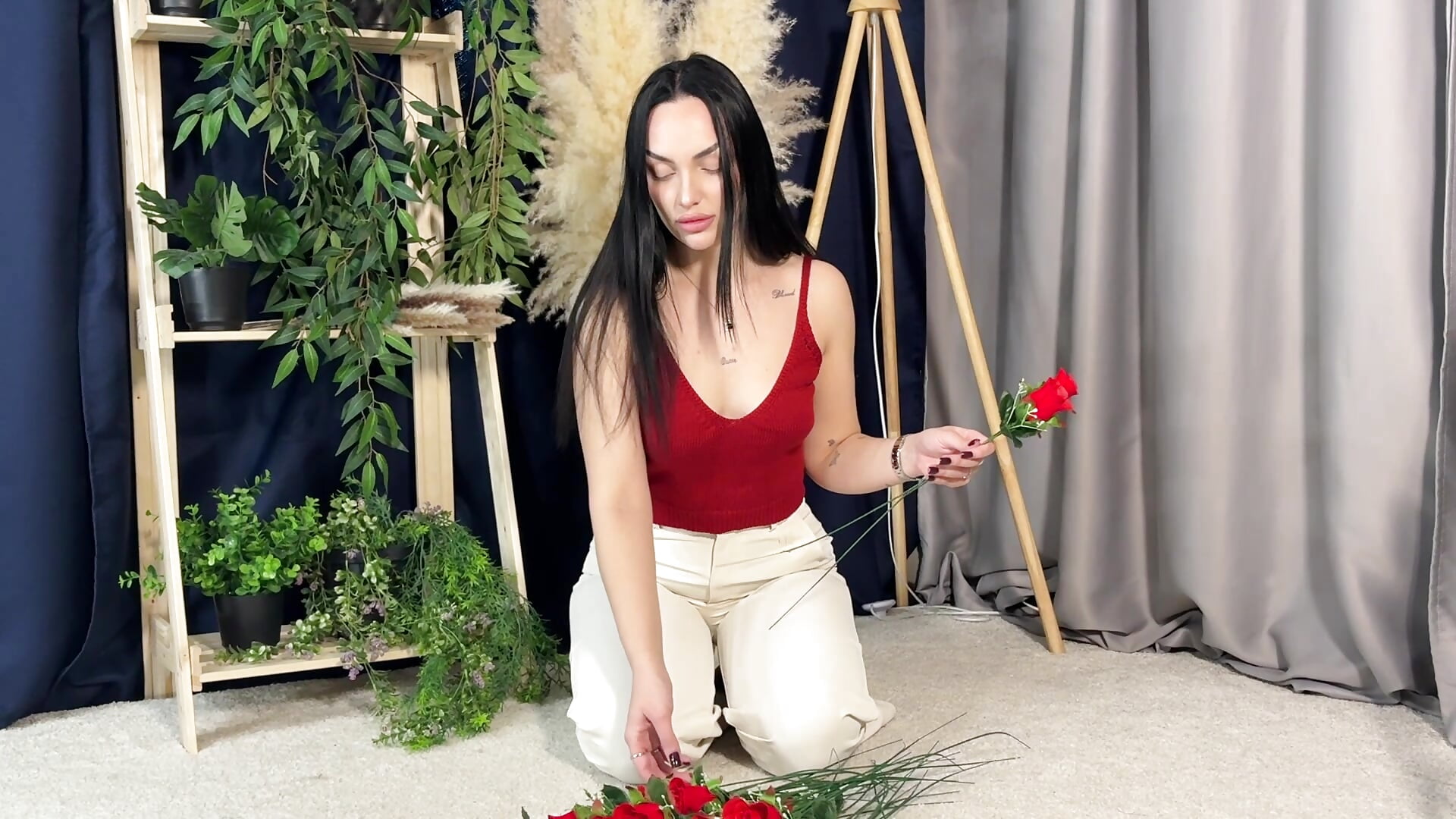 My favorite flowers - video by CameronPama cam model