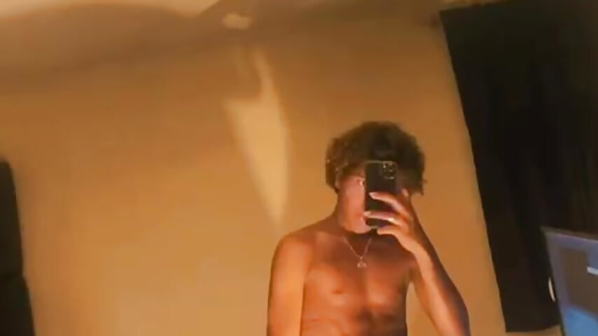 GIVE LOVE MASTER - video by ChrisHott01 cam model