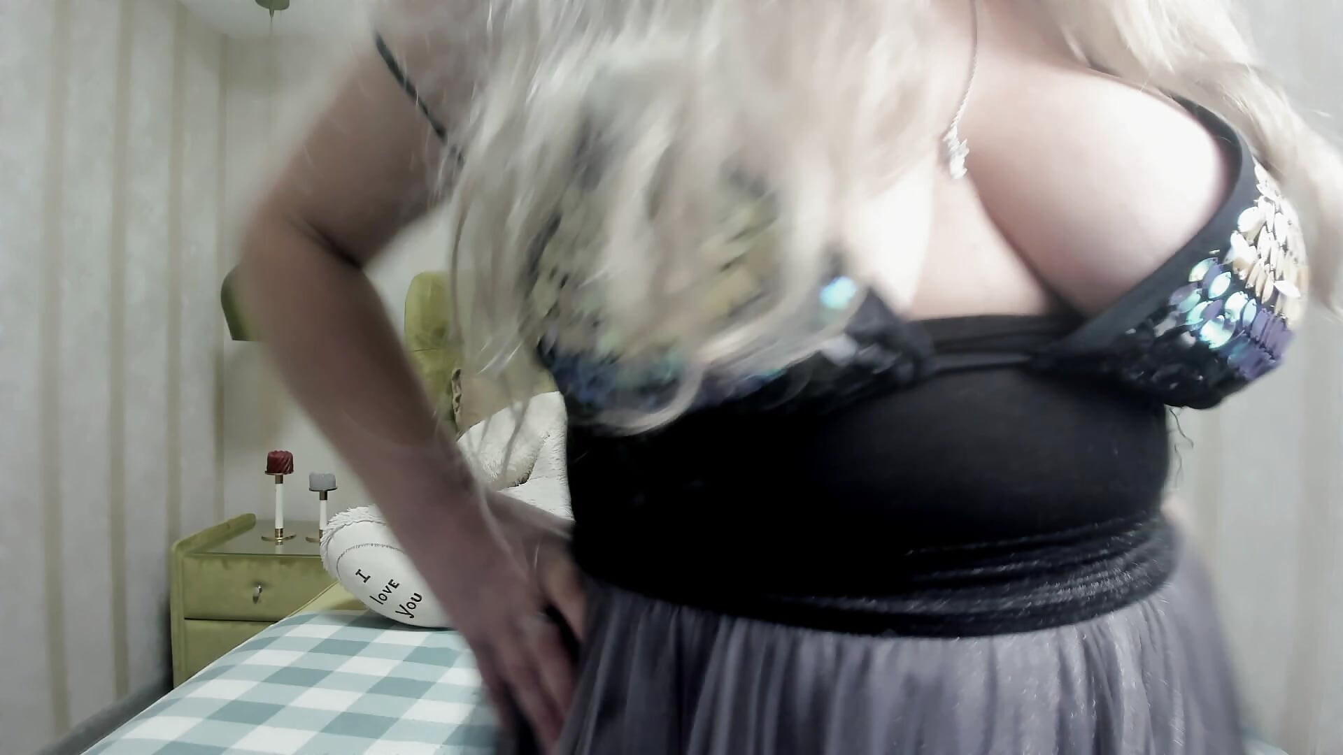 Dancing tits. - video by mariabelladonna cam model