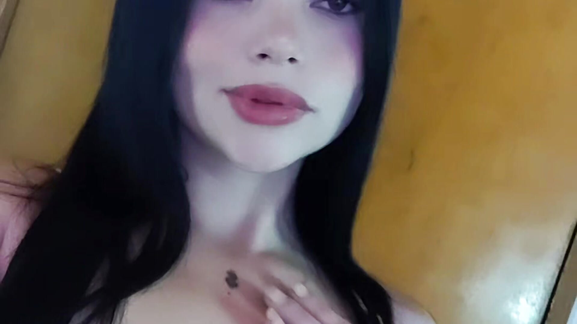 😚😘
