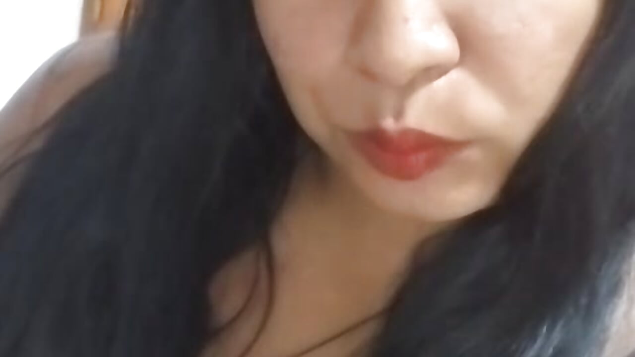 WhatsApp Video 2025-11-18 at 6,57,31 PM - video by IvonBlaze cam model