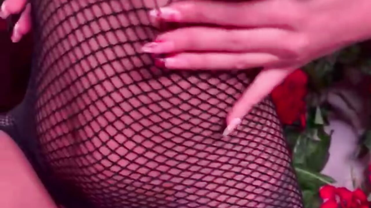 sexy girl - video by Baby_Scarleth_ cam model