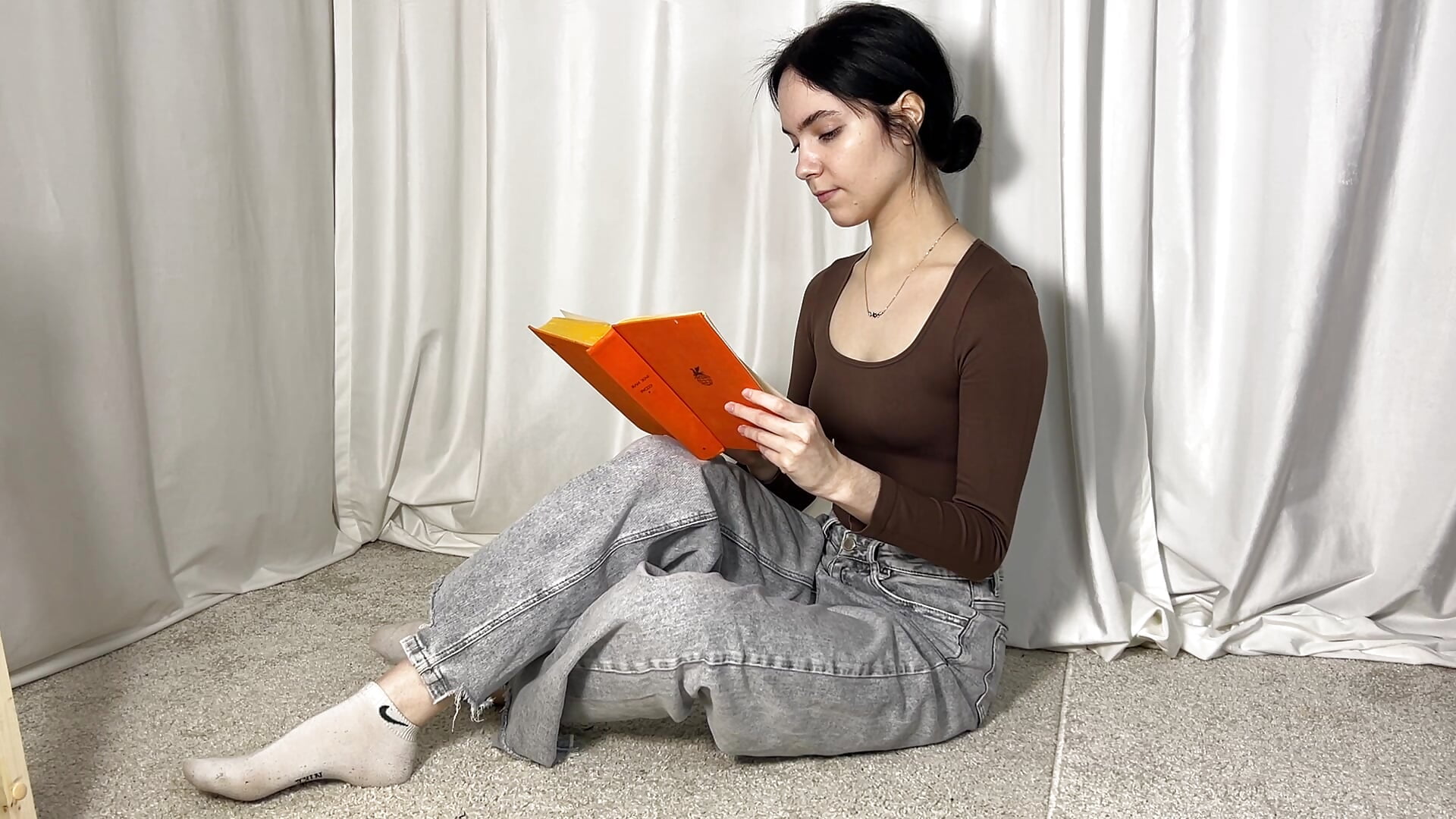 The first step towards... even though I’m shy - video của người mẫu cam LorrieWilcinski